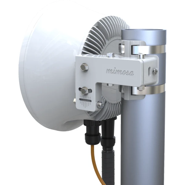 24 GHz Unlicensed Gigabit Point-to-Point Wireless Backhaul | Complete link