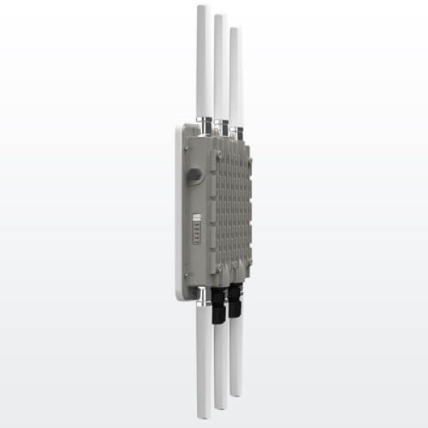 ENH1750EXT, IEEE 802.11a/b/g/n/ac Outdoor High-powered Ruggedized AP