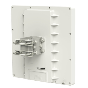 BaseBox 2 RouterBOARD 912UAG with 600MHz Atheros CPU, 64MB RAM, Gigabit LAN, USB, miniPCIe, 2GHz 802.11b/g/n Dual Chain Radio, 2x RP-SMA, RouterOS L4, PoE, PSU, pole mount, rail mount