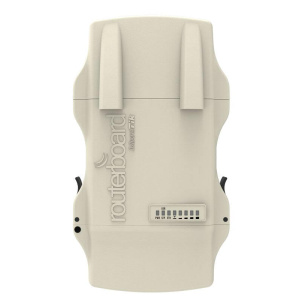 NetMETAL 5 with 5GHz 802.11ac 2x2 Dual Chain Super High Power Wireless Radio with 2x RP-SMA connectors, 720MHz CPU, 128MB RAM, 1x Gigabit LAN, 1x SFP cage, USB, RouterOS L4, PoE, PSU, pole mount, rail mount