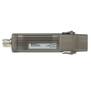 Metal-9HPn with 400MHz Atheros CPU, 64MB RAM, 1x LAN, 900MHz Radio, RouterOS L4, metal case, mounting loops, PoE injector, PSU (US type only)