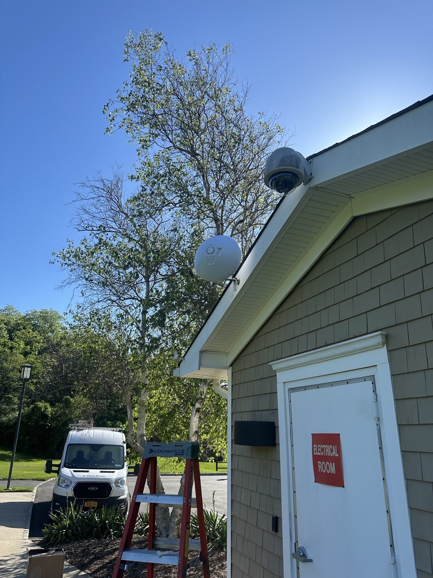 wireless-bridge-frequency camera installation